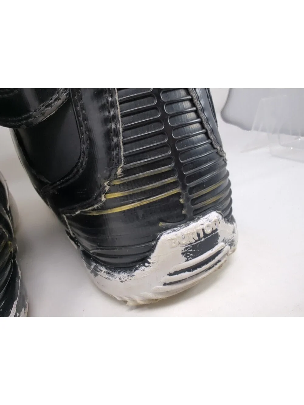 Burton hail snowboard
